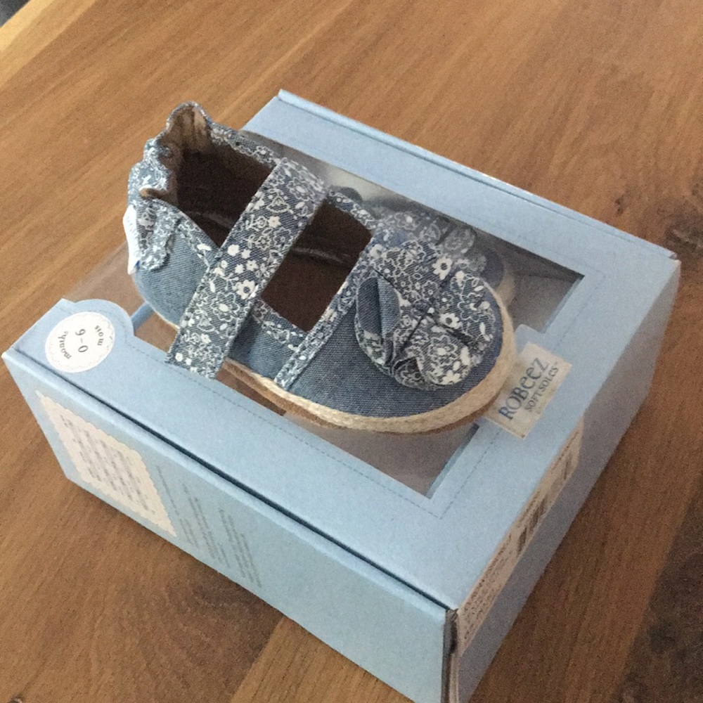 Robeez soft soles in chambray